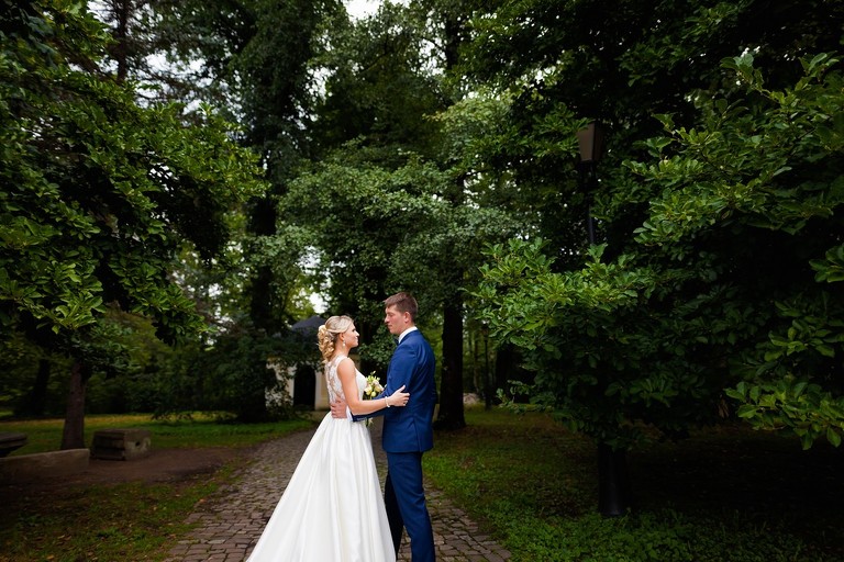 sesja slubna w Palacu w Pszczynie, plener slubny Pszczyna, sesja slubna na zamku, plener slubny w palacu, Palac w Pszczynie, sesja slubna zamek Pszczyna, plener slubny zamek Pszczyna, www.magiaobrazu.com, fotografia slubna slask, plener slubny w palacu slask, fotograf slubny krakow, fotografowie slubni slask, fotografia slubna slask, sesja plenerowa, klimatyczna sesja slubna, oryginalna sesja slubna, fotograf slubny slask, sesja slubna slask,www.magiaobrazu.com, fotografowie slubni, fotograf slub katowice,