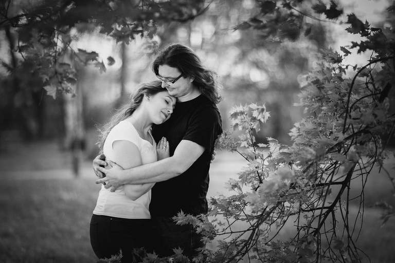 wiosenna sesja narzeczenska bielsko, sesja w kwitnacych kwiatach bielsko, sesja narzeczenska bielsko, sesje narzeczenskie bielsko, plener zareczynowy bielsko, sesja zareczyona bielsko, sesja narzeczenska w parku, plener narzeczenski w parku,sesje narzeczenskie slask, zdjecia narzeczenskie slask, sesja narzeczenska katowice, sesja zareczynowa slask, zdjecia zareczynowe slask, www.magiaobrazu.com, fotografia slubna slask, fotograf slubny krakow, zdjecia przedslubne slask, fotografia slubna slask, romantyczna sesja narzeczenska, engagement session, prewedding photosession,