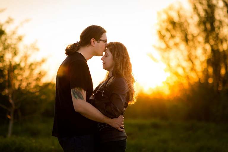 wiosenna sesja narzeczenska bielsko, sesja w kwitnacych kwiatach bielsko, sesja narzeczenska bielsko, sesje narzeczenskie bielsko, plener zareczynowy bielsko, sesja zareczyona bielsko, sesja narzeczenska w parku, plener narzeczenski w parku,sesje narzeczenskie slask, zdjecia narzeczenskie slask, sesja narzeczenska katowice, sesja zareczynowa slask, zdjecia zareczynowe slask, www.magiaobrazu.com, fotografia slubna slask, fotograf slubny krakow, zdjecia przedslubne slask, fotografia slubna slask, romantyczna sesja narzeczenska, engagement session, prewedding photosession,