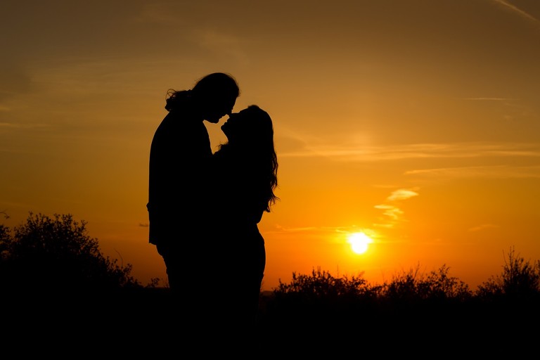 wiosenna sesja narzeczenska bielsko, sesja w kwitnacych kwiatach bielsko, sesja narzeczenska bielsko, sesje narzeczenskie bielsko, plener zareczynowy bielsko, sesja zareczyona bielsko, sesja narzeczenska w parku, plener narzeczenski w parku,sesje narzeczenskie slask, zdjecia narzeczenskie slask, sesja narzeczenska katowice, sesja zareczynowa slask, zdjecia zareczynowe slask, www.magiaobrazu.com, fotografia slubna slask, fotograf slubny krakow, zdjecia przedslubne slask, fotografia slubna slask, romantyczna sesja narzeczenska, engagement session, prewedding photosession,