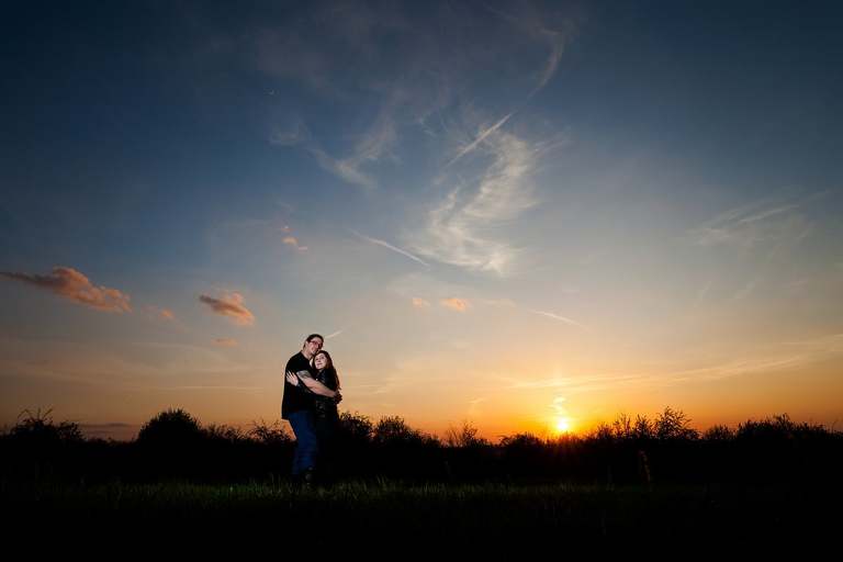 wiosenna sesja narzeczenska bielsko, sesja w kwitnacych kwiatach bielsko, sesja narzeczenska bielsko, sesje narzeczenskie bielsko, plener zareczynowy bielsko, sesja zareczyona bielsko, sesja narzeczenska w parku, plener narzeczenski w parku,sesje narzeczenskie slask, zdjecia narzeczenskie slask, sesja narzeczenska katowice, sesja zareczynowa slask, zdjecia zareczynowe slask, www.magiaobrazu.com, fotografia slubna slask, fotograf slubny krakow, zdjecia przedslubne slask, fotografia slubna slask, romantyczna sesja narzeczenska, engagement session, prewedding photosession,