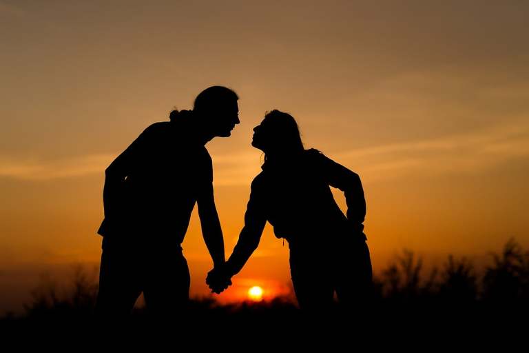 wiosenna sesja narzeczenska bielsko, sesja w kwitnacych kwiatach bielsko, sesja narzeczenska bielsko, sesje narzeczenskie bielsko, plener zareczynowy bielsko, sesja zareczyona bielsko, sesja narzeczenska w parku, plener narzeczenski w parku,sesje narzeczenskie slask, zdjecia narzeczenskie slask, sesja narzeczenska katowice, sesja zareczynowa slask, zdjecia zareczynowe slask, www.magiaobrazu.com, fotografia slubna slask, fotograf slubny krakow, zdjecia przedslubne slask, fotografia slubna slask, romantyczna sesja narzeczenska, engagement session, prewedding photosession,