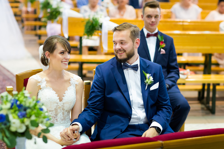 fotografia slubna katowice, zdjecia slubne katowice, fotograf slubny slask, slub w koscielew katowicach, fotografia slubna chorzow, zdjecia slubne chorzow, arsenal palace chorzow, wesele w hotelu arsenal palace w chorzowie, zdjecia slubne zywiec, fotografia slubna, zdjecia slubne bielsko, fotograf slubny bielsko, fotograf slubny cieszyn, fotografia slubna cieszyn, www.magiaobrazu.com, zdjecia slubne bielsko, fotografia slubna slask, zdjecia slubne zywiec, zdjecia slubne cieszyn, dwoch fotografow na slub, zdjecia slubne slask,