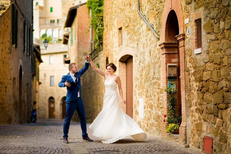 plener slubny w toskani, sesja slubna w toskani, toskanska sesja slubna, plener slubny toskania, wloski plener slubny, montalcino, zagraniczny plener slubny, zagraniczna sesja slubna, slub we wloszech, slub w toskani, fotograf na slub za granica, fotografia slubna slask, zdjecia slubne krakow, fotograf slubny slask, dwoch fotografow na slub, zdjecia slubne cieszyn, fotografia slubna cieszyn, dwoch fotografow na slub