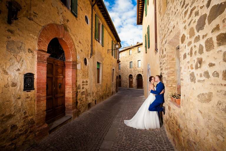 plener slubny w toskani, sesja slubna w toskani, toskanska sesja slubna, plener slubny toskania, wloski plener slubny, montalcino, zagraniczny plener slubny, zagraniczna sesja slubna, slub we wloszech, slub w toskani, fotograf na slub za granica, fotografia slubna slask, zdjecia slubne krakow, fotograf slubny slask, dwoch fotografow na slub, zdjecia slubne cieszyn, fotografia slubna cieszyn, dwoch fotografow na slub