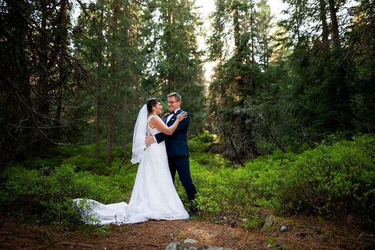 plener slubny w Tatrach, sesja ślubna Tatry slowackie, fotografia ślubna Tatry, tatrzanski plener slubny, sesja slubna tatry, plener slubny tatry slowackie, fotografia ślubna slask, zdjecia slubne slask, fotografia slubna bielsko, zdjecia slubne bielsko, fotografia slubna zywiec, zdjecia slubne zywiec, piekna sesja slubna, najladniejsze sesje slubne, fotograf ślubny Kraków, fotografowie ślubni, fotograf małopolska, dwóch fotografów na ślub, Anna i Jacek Bieniek; zdjęcia ślubne śląsk, www.magiaobrazu.com,