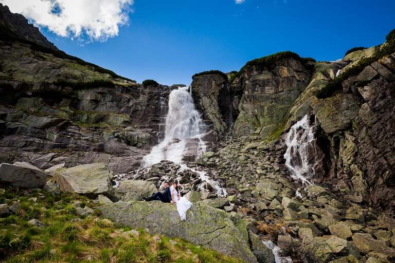 plener slubny w Tatrach, sesja ślubna Tatry slowackie, fotografia ślubna Tatry, tatrzanski plener slubny, sesja slubna tatry, plener slubny tatry slowackie, fotografia ślubna slask, zdjecia slubne slask, fotografia slubna bielsko, zdjecia slubne bielsko, fotografia slubna zywiec, zdjecia slubne zywiec, piekna sesja slubna, najladniejsze sesje slubne, fotograf ślubny Kraków, fotografowie ślubni, fotograf małopolska, dwóch fotografów na ślub, Anna i Jacek Bieniek; zdjęcia ślubne śląsk, www.magiaobrazu.com,