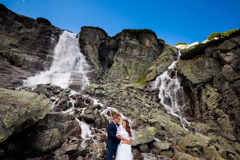 plener slubny w Tatrach, sesja ślubna Tatry slowackie, fotografia ślubna Tatry, tatrzanski plener slubny, sesja slubna tatry, plener slubny tatry slowackie, fotografia ślubna slask, zdjecia slubne slask, fotografia slubna bielsko, zdjecia slubne bielsko, fotografia slubna zywiec, zdjecia slubne zywiec, piekna sesja slubna, najladniejsze sesje slubne, fotograf ślubny Kraków, fotografowie ślubni, fotograf małopolska, dwóch fotografów na ślub, Anna i Jacek Bieniek; zdjęcia ślubne śląsk, www.magiaobrazu.com,