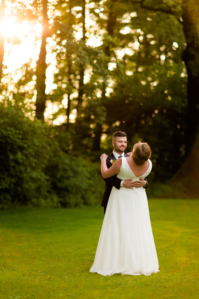 fotografia slubna bielsko, zdjecia slubne bielsko, fotograf slubny slask, slub w kosciele katowicach podlesiu, wesele w cyprianowce w warszowicach, wesele cyprianowka, fotografia slubna katowice, zdjecia slubne katowice, zdjecia slubne zywiec, fotografia slubna, zdjecia slubne bielsko, fotograf slubny bielsko, fotograf slubny slask, fotografia slubna cieszyn, www.magiaobrazu.com, zdjecia slubne czechowice, fotografia slubna slask, zdjecia slubne zywiec, zdjecia slubne cieszyn, dwoch fotografow na slub, zdjecia slubne slask,