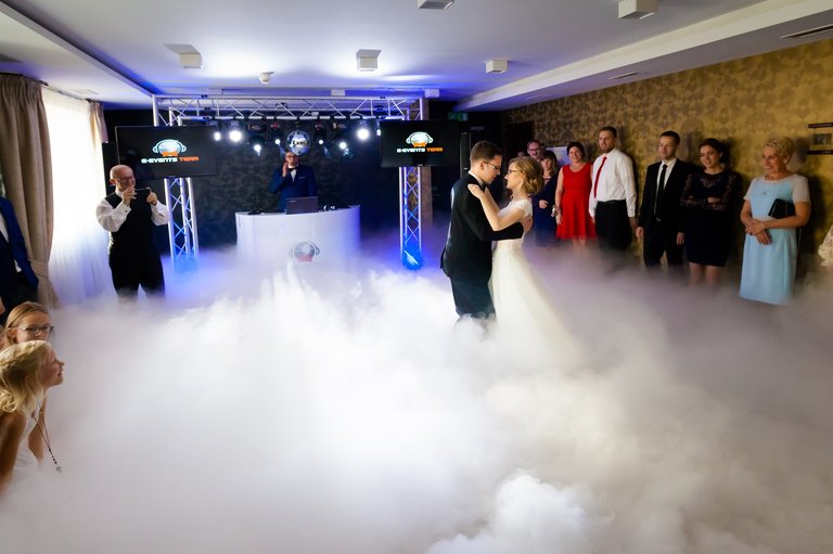 fotografia slubna katowice, zdjecia slubne katowice, fotograf slubny katowice, fotograf slubny slask, wesele hotel arena tychy, wesele w hotelu arena w tychach, zdjecia slubne zywiec, fotografia slubna, zdjecia slubne bielsko, fotograf slubny bielsko, fotograf slubny cieszyn, fotograf na wesele bielsko, fotograf na wesele katowice, fotograf weselny bielsko, fotografia slubna cieszyn, www.magiaobrazu.com, zdjecia slubne bielsko, fotografia slubna slask, zdjecia slubne zywiec, zdjecia slubne cieszyn, dwoch fotografow na slub, zdjecia slubne slask,