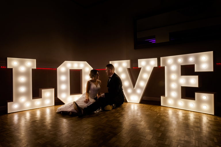 fotografia slubna szczyrk, zdjecia slubne szczyrk, slub w kosciele na gorce w szczyrku, wesele w sali balowej pod skrzycznem, sala balowa pod skrzycznem szczyrk, kosciol na gorce szczyrk, wesele pod skrzycznem szczyrk, fotograf slubny zakopane, zdjecia slubne zakopane, fotografia slubna zakopane, zdjecia slubne bielsko, fotograf slubny bielsko, fotografia slubna cieszyn, www.magiaobrazu.com, zdjecia slubne bielsko, fotografia slubna slask, zdjecia slubne zywiec, zdjecia slubne cieszyn, dwoch fotografow na slub, zdjecia slubne slask,