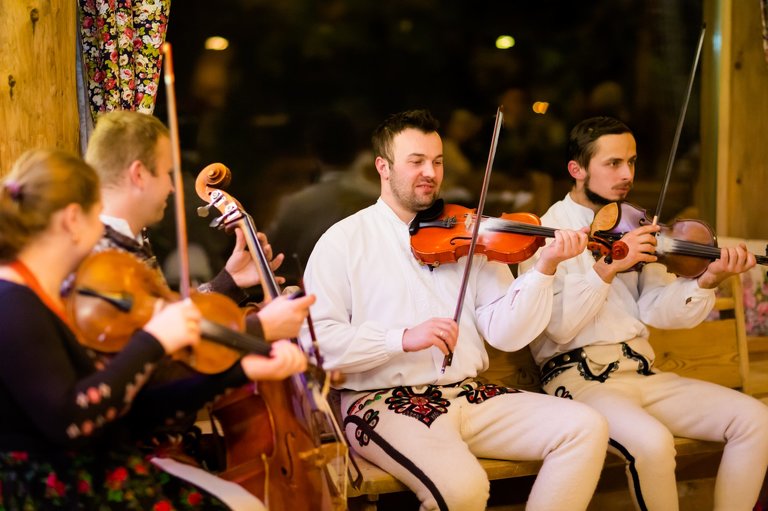 fotografia slubna zakopane, fotograf weselny zakopane, slub w zakopanem, slub w zakopanym, zdjecia slubne malopolska, plenerowy slub w tatrach, slub pod tatrami, zimowy slub tatry, zimowy slub w tatrach, plener slubny w tatrach, sesja slubna tatry, fotografia slubna Tatry, tatrzanski plener slubny, sesja slubna tatry, plener slubny tatry, fotografia slubna malopolska, fotograf na slub zakopane, zdjecia slubne zakopane, fotografia slubna slask, zdjecia slubne krakow, fotografia slubna krakow, zdjecia slubne slask, fotograf slubny Krakow, fotografowie slubni, dwoch fotografow na slub, Anna i Jacek Bieniek,www.magiaobrazu.com,