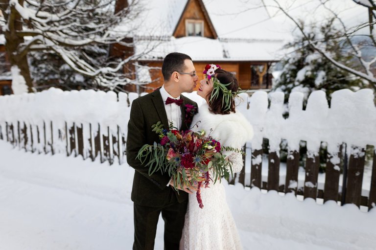 fotografia slubna zakopane, fotograf weselny zakopane, slub w zakopanem, slub w zakopanym, zdjecia slubne malopolska, plenerowy slub w tatrach, slub pod tatrami, zimowy slub tatry, zimowy slub w tatrach, plener slubny w tatrach, sesja slubna tatry, fotografia slubna Tatry, tatrzanski plener slubny, sesja slubna tatry, plener slubny tatry, fotografia slubna malopolska, fotograf na slub zakopane, zdjecia slubne zakopane, fotografia slubna slask, zdjecia slubne krakow, fotografia slubna krakow, zdjecia slubne slask, fotograf slubny Krakow, fotografowie slubni, dwoch fotografow na slub, Anna i Jacek Bieniek,www.magiaobrazu.com,