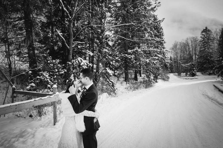 fotografia slubna zakopane, fotograf weselny zakopane, slub w zakopanem, slub w zakopanym, zdjecia slubne malopolska, plenerowy slub w tatrach, slub pod tatrami, zimowy slub tatry, zimowy slub w tatrach, plener slubny w tatrach, sesja slubna tatry, fotografia slubna Tatry, tatrzanski plener slubny, sesja slubna tatry, plener slubny tatry, fotografia slubna malopolska, fotograf na slub zakopane, zdjecia slubne zakopane, fotografia slubna slask, zdjecia slubne krakow, fotografia slubna krakow, zdjecia slubne slask, fotograf slubny Krakow, fotografowie slubni, dwoch fotografow na slub, Anna i Jacek Bieniek,www.magiaobrazu.com,