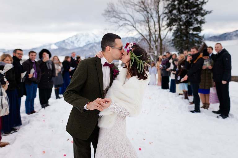 fotografia slubna zakopane, fotograf weselny zakopane, slub w zakopanem, slub w zakopanym, zdjecia slubne malopolska, plenerowy slub w tatrach, slub pod tatrami, zimowy slub tatry, zimowy slub w tatrach, plener slubny w tatrach, sesja slubna tatry, fotografia slubna Tatry, tatrzanski plener slubny, sesja slubna tatry, plener slubny tatry, fotografia slubna malopolska, fotograf na slub zakopane, zdjecia slubne zakopane, fotografia slubna slask, zdjecia slubne krakow, fotografia slubna krakow, zdjecia slubne slask, fotograf slubny Krakow, fotografowie slubni, dwoch fotografow na slub, Anna i Jacek Bieniek,www.magiaobrazu.com,