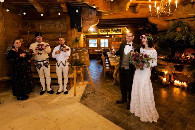 fotografia slubna zakopane, fotograf weselny zakopane, slub w zakopanem, slub w zakopanym, zdjecia slubne malopolska, plenerowy slub w tatrach, slub pod tatrami, zimowy slub tatry, zimowy slub w tatrach, plener slubny w tatrach, sesja slubna tatry, fotografia slubna Tatry, tatrzanski plener slubny, sesja slubna tatry, plener slubny tatry, fotografia slubna malopolska, fotograf na slub zakopane, zdjecia slubne zakopane, fotografia slubna slask, zdjecia slubne krakow, fotografia slubna krakow, zdjecia slubne slask, fotograf slubny Krakow, fotografowie slubni, dwoch fotografow na slub, Anna i Jacek Bieniek,www.magiaobrazu.com,