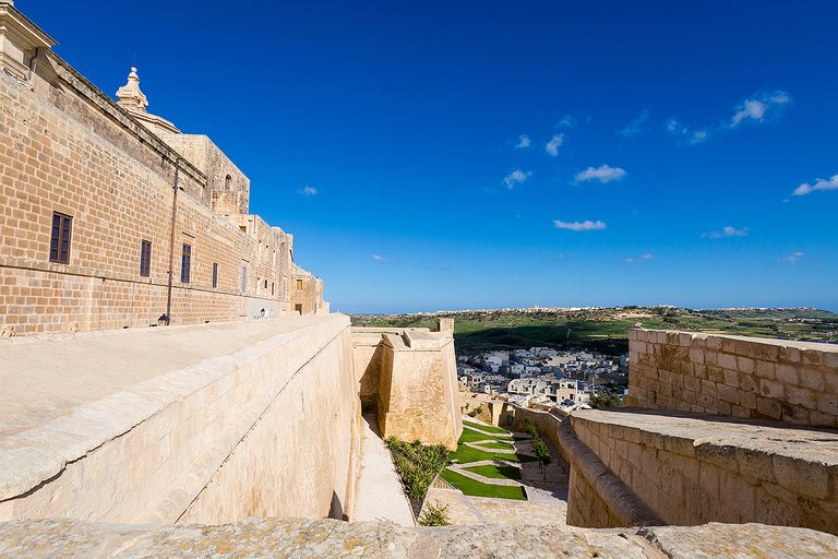 fotografie z podrozy, zdjecia z podrozy, Malta, Marsaxlokk, St peters bay, Mdina, La Valetta, Gozo, st Julians Bay, Popeye village, piekne zdjecia podroznicze, najpiekniejsze miejsca w europie, malta photos, photography malta, profesjonalna fotografia podroznicza, zdjecia z malty, fotografie z malty, fotografia podroznicza, www.magiaobrazu.com, zdjecia malta, fotografie z malty, fotografia malta, piekne miejsca w europie, profesjonalna fotografia podroznicza