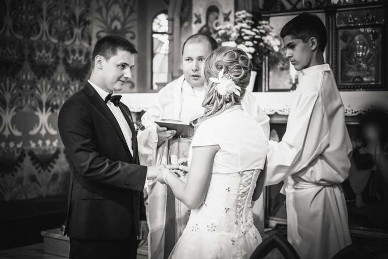 Anna i Jacek Bieniek; fotograf slubny slask; dwoje fotografow na slub; fotografowie slubni slask; fotograf slubny bielsko; fotografia slubna bielsko, reportaz slubny, www.magiaobrazu.com, zdjecia slubne, fotoreportaz slubny; fotograf pszczyna; zdjecia slubne bielsko, dom weselny bartek, wesele w bartku bielsko,