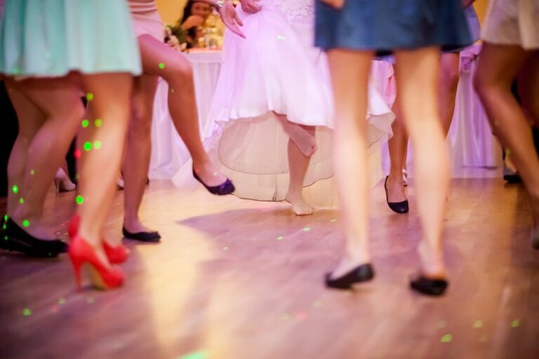 Anna i Jacek Bieniek; fotograf slubny slask; dwoje fotografow na slub; fotografowie slubni slask; fotograf slubny bielsko; fotografia slubna bielsko, reportaz slubny, www.magiaobrazu.com, zdjecia slubne, fotoreportaz slubny; fotograf pszczyna; zdjecia slubne bielsko, dom weselny bartek, wesele w bartku bielsko,