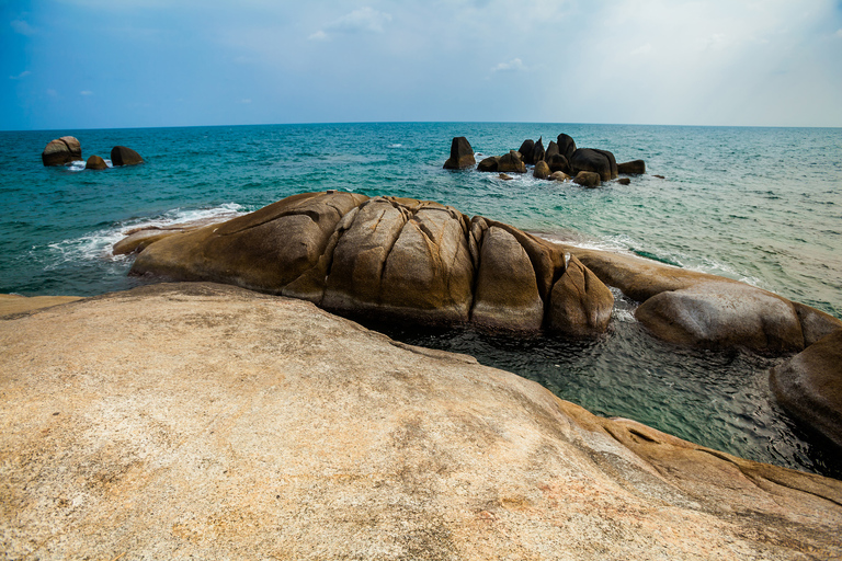 fotografie z podrozy, zdjecia z podrozy, zdjecia z tajlandii, fotografie z tajlandii, fotografia podroznicza, www.magiaobrazu.com, tajlandia, bangkok, koh phangan, koh samui, hua hin, zdjecia koh phangan, zdjecia koh samui, fotografie z hua hin, zdjecia z wakacji, zdjecia z azji, fotografie z azji, podroz po azji, samui, grandfather, grandmother rocks,