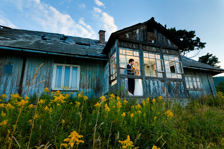 plener slubny o swicie, sesja slubna wschod slonca, plener slubny szczyrk, zdjecia slubne szczyrk, fotografia slubna szczyrk, sesja slubna w gorach, plener slubny w gorach, sesja slubna w beskidach, plener slubny beskidy, zdjecia slubne zywiec, fotografia slubna slask, zdjecia slubne slask, romantyczny plener slubny, fotograf slubny bielsko, plener slubny w lesie slask, sesja slubna w lesie slask, plener slubny las slask, fotografia slubna slask, zdjecia slubne slask, fotografia slubna katowice, zdjecia slubne katowice, romantyczna sesja slubna slask, zdjecia slubne bielsko, fotografia slubna bielsko, oryginalny plener slubny, oryginalna sesja slubna, www.magiaobrazu.com, Anna i Jacek Bieniek,