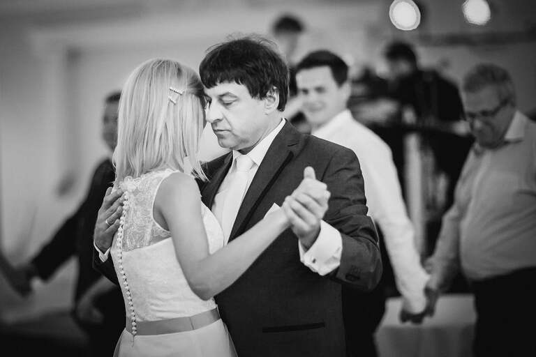 fotografia slubna slask, zdjecia slubne bielsko, fotograf slubny bielsko, zdjecia slubne slask, wesele w dworku eureka w czechowicach, dworek eureka czechowice, slub w kosciele sw stanislawa w czechowicach, zdjecia slubne katowice, dwoch fotografow na slub, fotografia slubna krakow,