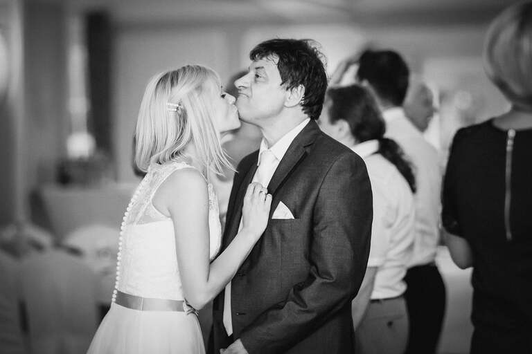 fotografia slubna slask, zdjecia slubne bielsko, fotograf slubny bielsko, zdjecia slubne slask, wesele w dworku eureka w czechowicach, dworek eureka czechowice, slub w kosciele sw stanislawa w czechowicach, zdjecia slubne katowice, dwoch fotografow na slub, fotografia slubna krakow,