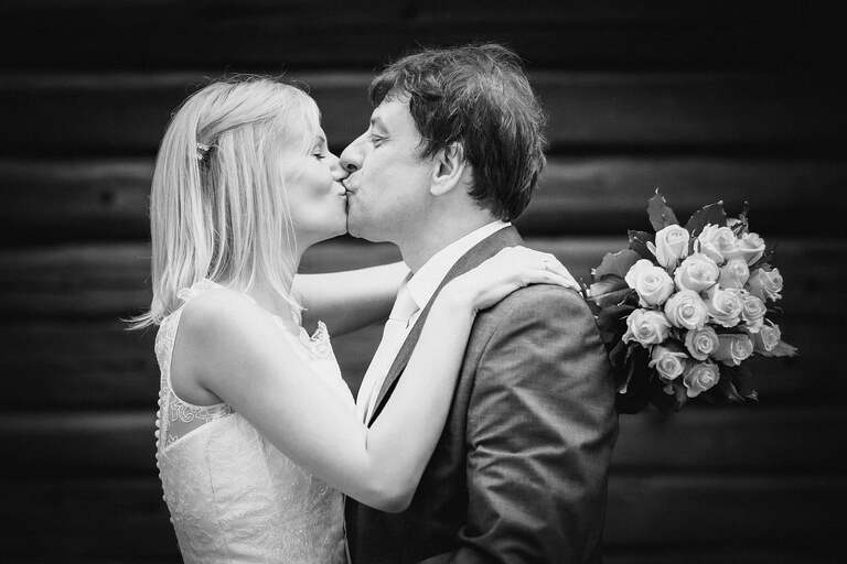 fotografia slubna slask, zdjecia slubne bielsko, fotograf slubny bielsko, zdjecia slubne slask, wesele w dworku eureka w czechowicach, dworek eureka czechowice, slub w kosciele sw stanislawa w czechowicach, zdjecia slubne katowice, dwoch fotografow na slub, fotografia slubna krakow,