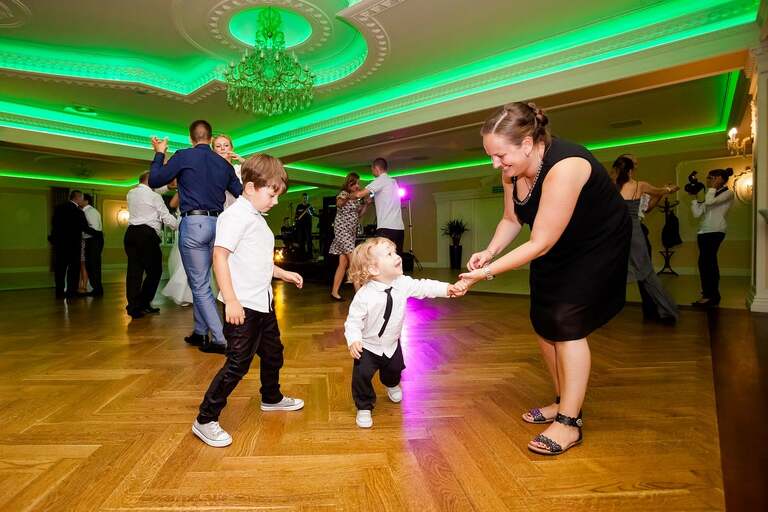 fotografia slubna slask, zdjecia slubne bielsko, fotograf slubny bielsko, zdjecia slubne slask, wesele w dworku eureka w czechowicach, dworek eureka czechowice, slub w kosciele sw stanislawa w czechowicach, zdjecia slubne katowice, dwoch fotografow na slub, fotografia slubna krakow,