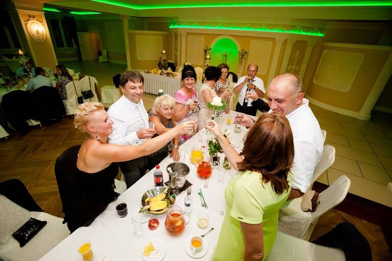 fotografia slubna slask, zdjecia slubne bielsko, fotograf slubny bielsko, zdjecia slubne slask, wesele w dworku eureka w czechowicach, dworek eureka czechowice, slub w kosciele sw stanislawa w czechowicach, zdjecia slubne katowice, dwoch fotografow na slub, fotografia slubna krakow,