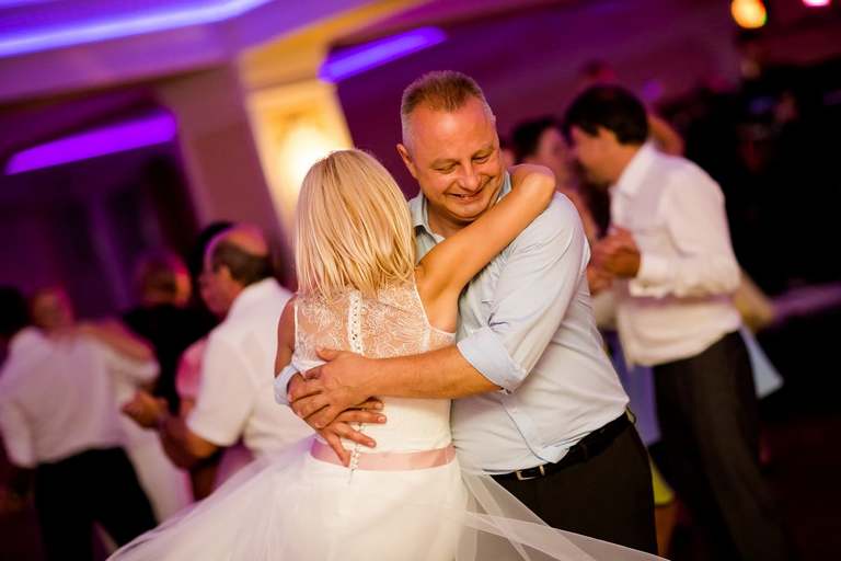 fotografia slubna slask, zdjecia slubne bielsko, fotograf slubny bielsko, zdjecia slubne slask, wesele w dworku eureka w czechowicach, dworek eureka czechowice, slub w kosciele sw stanislawa w czechowicach, zdjecia slubne katowice, dwoch fotografow na slub, fotografia slubna krakow,