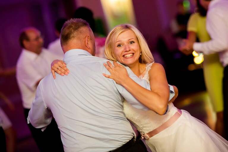 fotografia slubna slask, zdjecia slubne bielsko, fotograf slubny bielsko, zdjecia slubne slask, wesele w dworku eureka w czechowicach, dworek eureka czechowice, slub w kosciele sw stanislawa w czechowicach, zdjecia slubne katowice, dwoch fotografow na slub, fotografia slubna krakow,