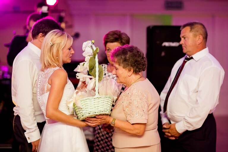 fotografia slubna slask, zdjecia slubne bielsko, fotograf slubny bielsko, zdjecia slubne slask, wesele w dworku eureka w czechowicach, dworek eureka czechowice, slub w kosciele sw stanislawa w czechowicach, zdjecia slubne katowice, dwoch fotografow na slub, fotografia slubna krakow,