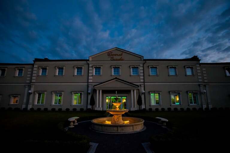 fotografia slubna slask, zdjecia slubne bielsko, fotograf slubny bielsko, zdjecia slubne slask, wesele w dworku eureka w czechowicach, dworek eureka czechowice, slub w kosciele sw stanislawa w czechowicach, zdjecia slubne katowice, dwoch fotografow na slub, fotografia slubna krakow,