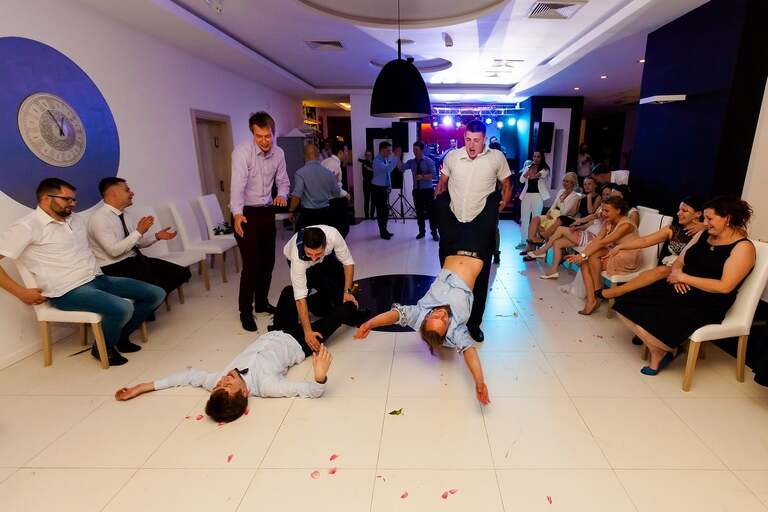 fotografia slubna opolskie, fotografia slubna opole, zdjecia slubne opole, fotograf slubny tychy, zdjecia slubne slask, fotografia slubna slask, slub w kosciele sw anny w czarnowasach, wesele w turawie, wesele w hotelu zaciesze turawa, hotel zacisze, fotograf slubny bielsko, zdjecia slubne katowice, dwoch fotografow na slub, fotografia slubna krakow, fotograf slubny katowice, magia obrazu, fotograf slubny slask, najlepszy fotograf na slub,