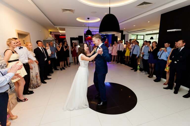 fotografia slubna opolskie, fotografia slubna opole, zdjecia slubne opole, fotograf slubny tychy, zdjecia slubne slask, fotografia slubna slask, slub w kosciele sw anny w czarnowasach, wesele w turawie, wesele w hotelu zaciesze turawa, hotel zacisze, fotograf slubny bielsko, zdjecia slubne katowice, dwoch fotografow na slub, fotografia slubna krakow, fotograf slubny katowice, magia obrazu, fotograf slubny slask, najlepszy fotograf na slub,