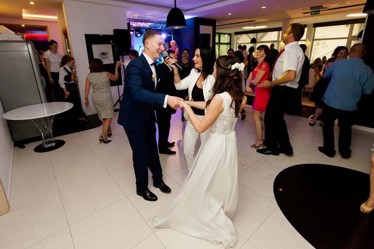 fotografia slubna opolskie, fotografia slubna opole, zdjecia slubne opole, fotograf slubny tychy, zdjecia slubne slask, fotografia slubna slask, slub w kosciele sw anny w czarnowasach, wesele w turawie, wesele w hotelu zaciesze turawa, hotel zacisze, fotograf slubny bielsko, zdjecia slubne katowice, dwoch fotografow na slub, fotografia slubna krakow, fotograf slubny katowice, magia obrazu, fotograf slubny slask, najlepszy fotograf na slub,