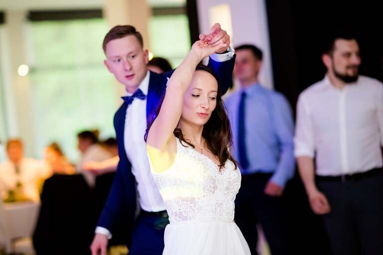 fotografia slubna opolskie, fotografia slubna opole, zdjecia slubne opole, fotograf slubny tychy, zdjecia slubne slask, fotografia slubna slask, slub w kosciele sw anny w czarnowasach, wesele w turawie, wesele w hotelu zaciesze turawa, hotel zacisze, fotograf slubny bielsko, zdjecia slubne katowice, dwoch fotografow na slub, fotografia slubna krakow, fotograf slubny katowice, magia obrazu, fotograf slubny slask, najlepszy fotograf na slub,