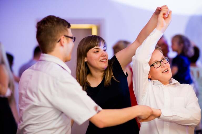 fotografia slubna opolskie, fotografia slubna opole, zdjecia slubne opole, fotograf slubny tychy, zdjecia slubne slask, fotografia slubna slask, slub w kosciele sw anny w czarnowasach, wesele w turawie, wesele w hotelu zaciesze turawa, hotel zacisze, fotograf slubny bielsko, zdjecia slubne katowice, dwoch fotografow na slub, fotografia slubna krakow, fotograf slubny katowice, magia obrazu, fotograf slubny slask, najlepszy fotograf na slub,