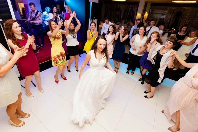 fotografia slubna opolskie, fotografia slubna opole, zdjecia slubne opole, fotograf slubny tychy, zdjecia slubne slask, fotografia slubna slask, slub w kosciele sw anny w czarnowasach, wesele w turawie, wesele w hotelu zaciesze turawa, hotel zacisze, fotograf slubny bielsko, zdjecia slubne katowice, dwoch fotografow na slub, fotografia slubna krakow, fotograf slubny katowice, magia obrazu, fotograf slubny slask, najlepszy fotograf na slub,