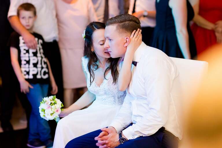 fotografia slubna opolskie, fotografia slubna opole, zdjecia slubne opole, fotograf slubny tychy, zdjecia slubne slask, fotografia slubna slask, slub w kosciele sw anny w czarnowasach, wesele w turawie, wesele w hotelu zaciesze turawa, hotel zacisze, fotograf slubny bielsko, zdjecia slubne katowice, dwoch fotografow na slub, fotografia slubna krakow, fotograf slubny katowice, magia obrazu, fotograf slubny slask, najlepszy fotograf na slub,