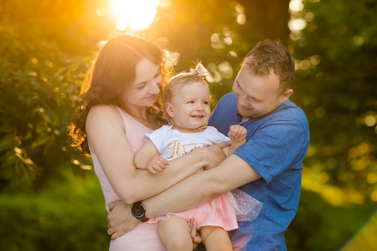 lifestylowa sesja rodzinna pszczyna, lifestylowe sesje rodzinne pszczyna, wiosenna sesja rodzinna, sesje dzieciece pszczyna, zdjecia dzieciece pszczyna, fotografia noworodkowa pszczyna, sesja rodzinna bielsko, fotografia rodzinna slask, zdjecia portretowe pszczyna, sesja portretowa bielsko, zdjecia w plenerze bielsko, rodzina w plenerze slask, fotografia dziecieca bielsko, zdjecia dzieci bielsko, fotografia rodzinna bielsko-biala, fotografia rodzinna slask, zdjecia ludzi slask, zdjecia dla rodzin, fotograf fotograf rodzinny slask, , fotograf czechowice, fotografia bielsko, zdjecia slask, www.magiaobrazu.com,