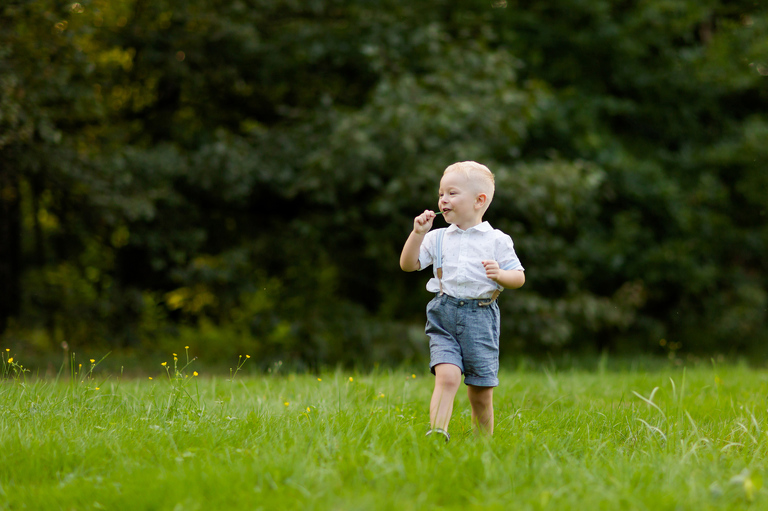 lifestylowa sesja rodzinna pszczyna, lifestylowe sesje rodzinne pszczyna, wiosenna sesja rodzinna, sesje dzieciece pszczyna, zdjecia dzieciece pszczyna, fotografia noworodkowa pszczyna, sesja rodzinna bielsko, fotografia rodzinna slask, zdjecia portretowe pszczyna, sesja portretowa bielsko, zdjecia w plenerze bielsko, rodzina w plenerze slask, fotografia dziecieca bielsko, zdjecia dzieci bielsko, fotografia rodzinna bielsko-biala, fotografia rodzinna slask, zdjecia ludzi slask, zdjecia dla rodzin, fotograf fotograf rodzinny slask, , fotograf czechowice, fotografia bielsko, zdjecia slask, www.magiaobrazu.com,