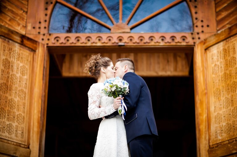 www.magiaobrazu.com, plener slubny w Tatrach, sesja ślubna tatrzanskie doliny; slub w koscielisku, karczma szymaszkowa zakopane, wesele w karczmie szymaszkowa zakopane; fotografia ślubna Tatry, tatrzanski plener slubny, sesja slubna w gorach, plener slubny w gorach, fotografia ślubna, fotograf ślubny Kraków, fotografowie ślubni, fotograf małopolska,dwóch fotografów na ślub; Anna i Jacek Bieniek; zdjęcia ślubne śląsk; sesja slubna na polanie