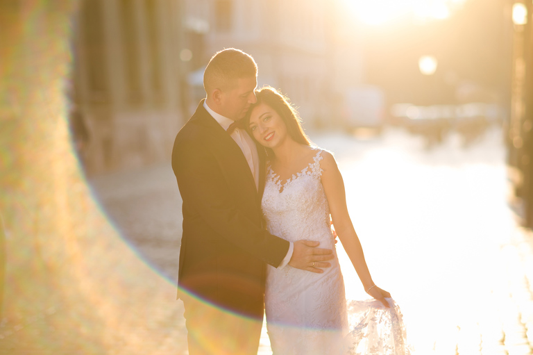 plener slubny na rynku w krakowie, fotograf na slub krakow, fotografia slubna krakow, zdjecia slubne krakow, fotograf slubny krakow, fotograf weselny krakow, zdjecia slubne slask, fotografia slubna slask, fotograf na slub slask, sesja slubna na krakowskim rynku, sesja slubna o swicie, zdjecia slubne bielsko, fotografia slubna bielsko, zdjecia slubne wadowice, fotografia slubna wadowice, plener slubny o swicie, dwoch fotografow na slub, zdjecia slubne cieszyn, sesja slubna na wawelu, plener slubny wawel, fotografia slubna cieszyn