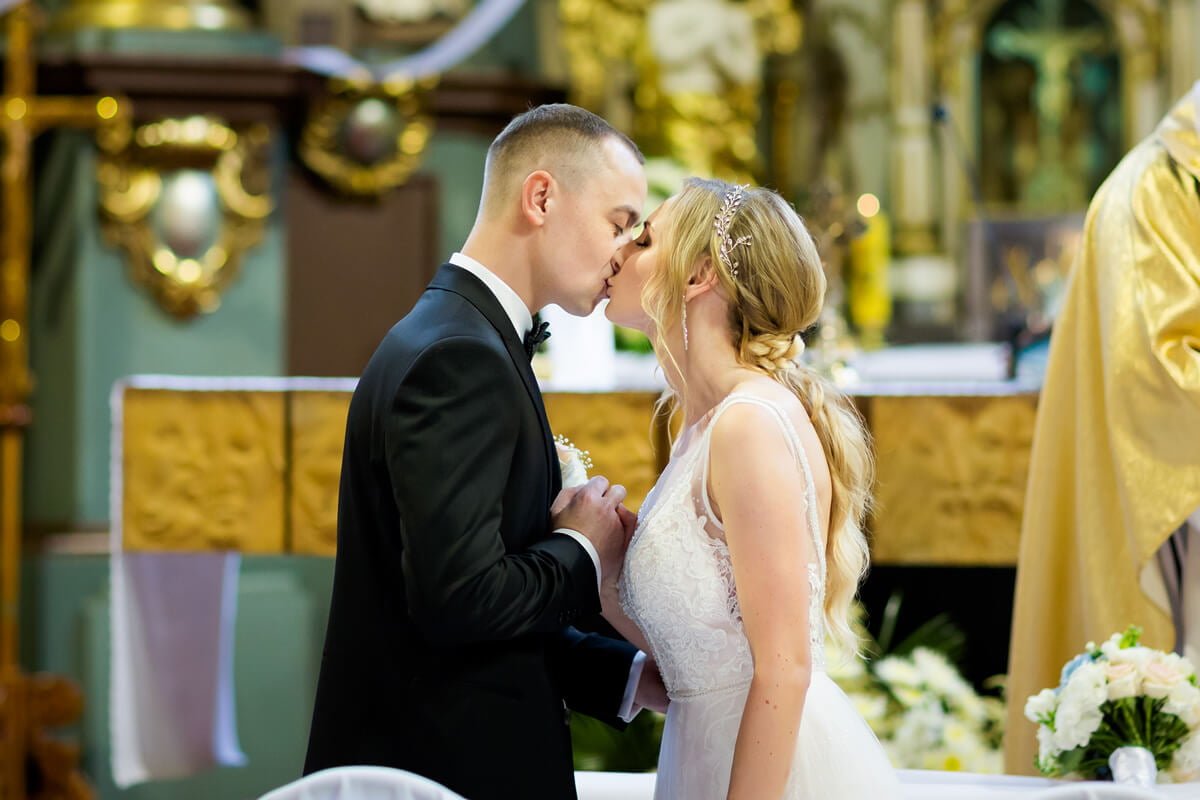 wesele w dworku goralskim w lodygowicach, dworek goralski lodygowice, zdjecia slubne zywiec, fotografia slubna zywiec, wesele w goralskim stylu, zdjecia slubne slask, fotograf slubny slask, fotograf na wesele slask, fotograf slubny zywiec, fotografia slubna slask, fotograf slubny katowice, zdjecia slubne bielsko, fotografia slubna bielsko, dwoch fotografow na slub, fotografia slubna krakow, fotograf na slub krakow, zdjecia slubne krakow,