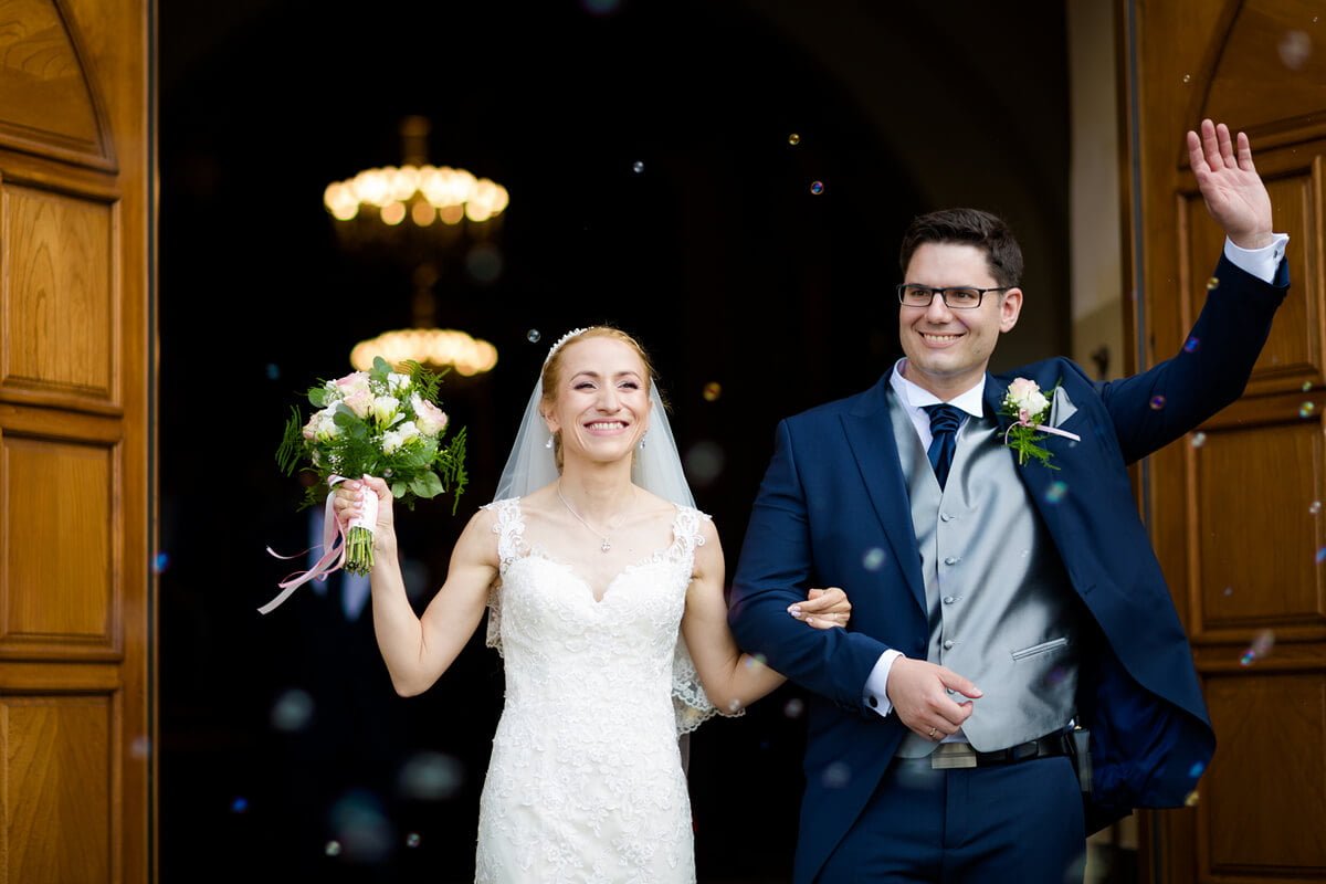 wesele laguna zywiec, wesele w lagunie w zywcu, slub na jasnej gorce w slemieniu, slub jasna gorka slemien, fotograf na slub zywiec, slub polsko-francuski, sesja slubna z samochodem, cadillac na slub, zdjecia slubne zywiec, fotografia slubna zywiec, zdjecia slubne slask, fotograf slubny slask, fotograf na wesele slask, fotograf slubny zywiec, fotografia slubna slask, fotograf slubny katowice, zdjecia slubne bielsko, fotografia slubna bielsko, dwoch fotografow na slub, fotografia slubna krakow, fotograf na slub krakow, zdjecia slubne krakow,