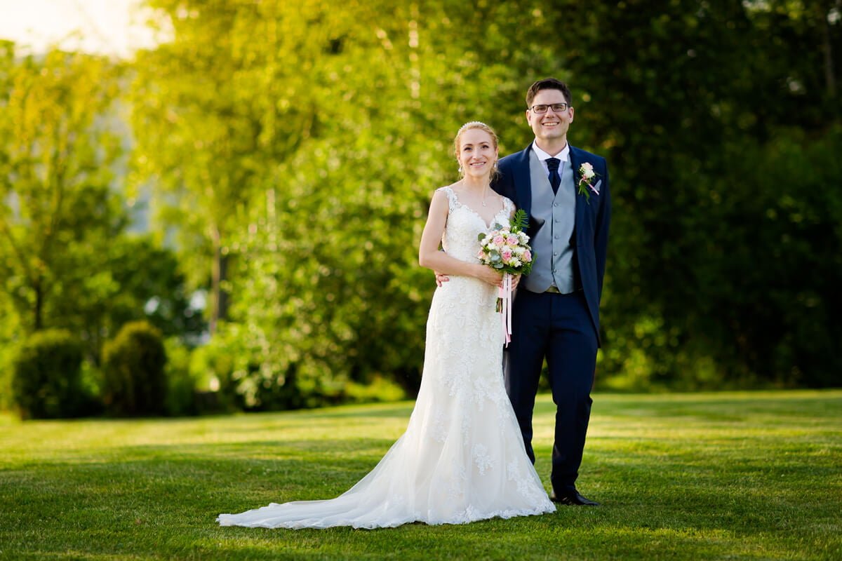 wesele laguna zywiec, wesele w lagunie w zywcu, slub na jasnej gorce w slemieniu, slub jasna gorka slemien, fotograf na slub zywiec, slub polsko-francuski, sesja slubna z samochodem, cadillac na slub, zdjecia slubne zywiec, fotografia slubna zywiec, zdjecia slubne slask, fotograf slubny slask, fotograf na wesele slask, fotograf slubny zywiec, fotografia slubna slask, fotograf slubny katowice, zdjecia slubne bielsko, fotografia slubna bielsko, dwoch fotografow na slub, fotografia slubna krakow, fotograf na slub krakow, zdjecia slubne krakow,