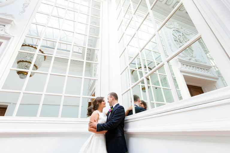 plener slubny w krakowie, sesja slubna w krakowie, fotografia slubna malopolska, zdjecia slubne malopolska, fotografia slubna krakow, zdjecia slubne w palacu radziwillow, sesja slubna palac radziwillow w balicach, sesja slubna na krakowskim rynku, plener slubny kopiec kraka, sesja slubna koiec krakusa, zdjecia slubne krakow, fotograf slubny krakow, dwoch fotografow na slub, zdjecia slubne cieszyn, sesja slubna na wawelu, plener fotografia slubna cieszyn