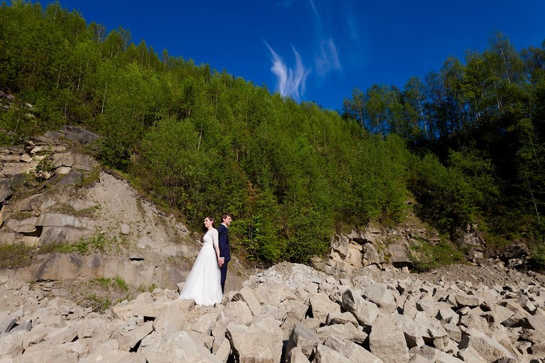 sesja slubna w gorach, plener slubny w gorach, sesje slubne w gorach, plener slubny w beskidach, sesja slubna w beskidach, romantyczna sesja o zachodzie slonca, plener o zachodzie slonca, zdjecia slubne w gorach, wedding photography, fotograf malopolska, fotograf plener krakow, dobry fotograf, zdjecia slubne bielsko, fotografia slubna bielsko, fotograf slubny bielsko, zdjecia slubne zywiec, fotografia slubna zywiec, fotograf slubny zywiec, zdjecia slubne slask, fotografia slubna slask, fotograf slubny slask, www.magiaobrazu.com, sesja zdjeciowa slub, magiaobrazu.com,